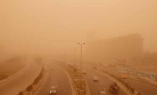 آلودگی هوا به زنان بیشتر از مردان صدمه می رساند