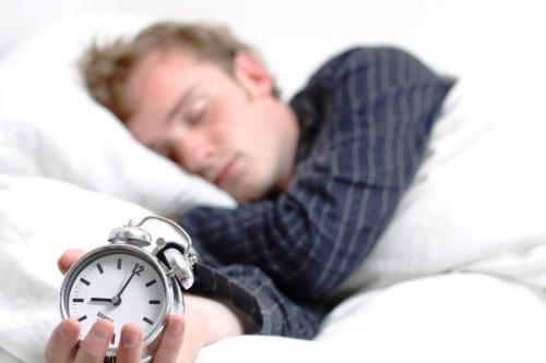کم خوابی عملکرد مغز را تا یک هفته مختل می کند