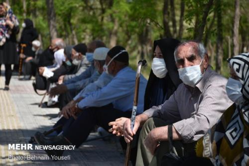 سالمندان پس از 4 ماه دوز سوم واکسن کرونا را بزنند