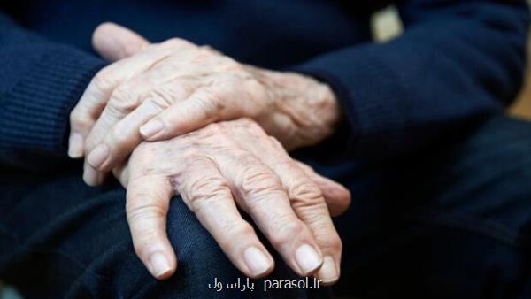 هشدار به افرادی که ناخن می کارند