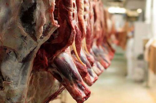 واحد متخلف عرضه فرآورده های خام دامی در اردکان پلمب شد