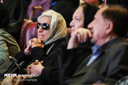 چگونه از سلامت روان سالمندان در مقابل كرونا مراقبت نماییم